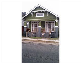 2nd image of 2424 Aubry St