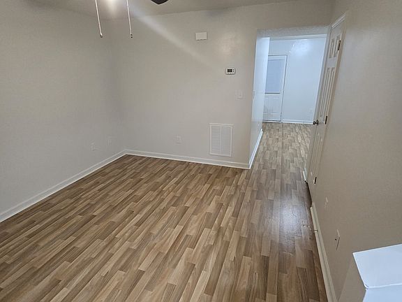 4th image of 704 3rd Ave