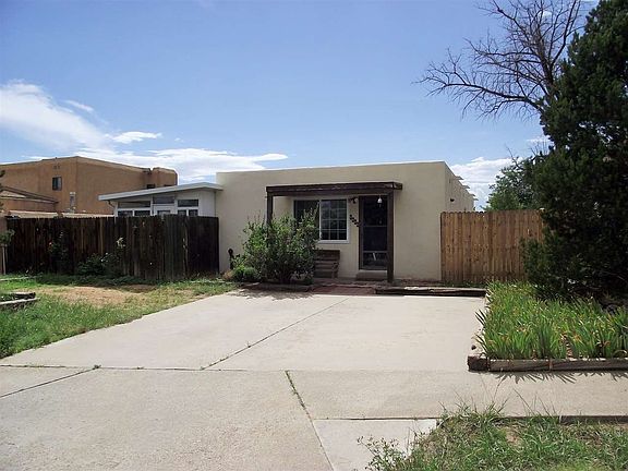 2nd image of 2906 Avenida Alamosa