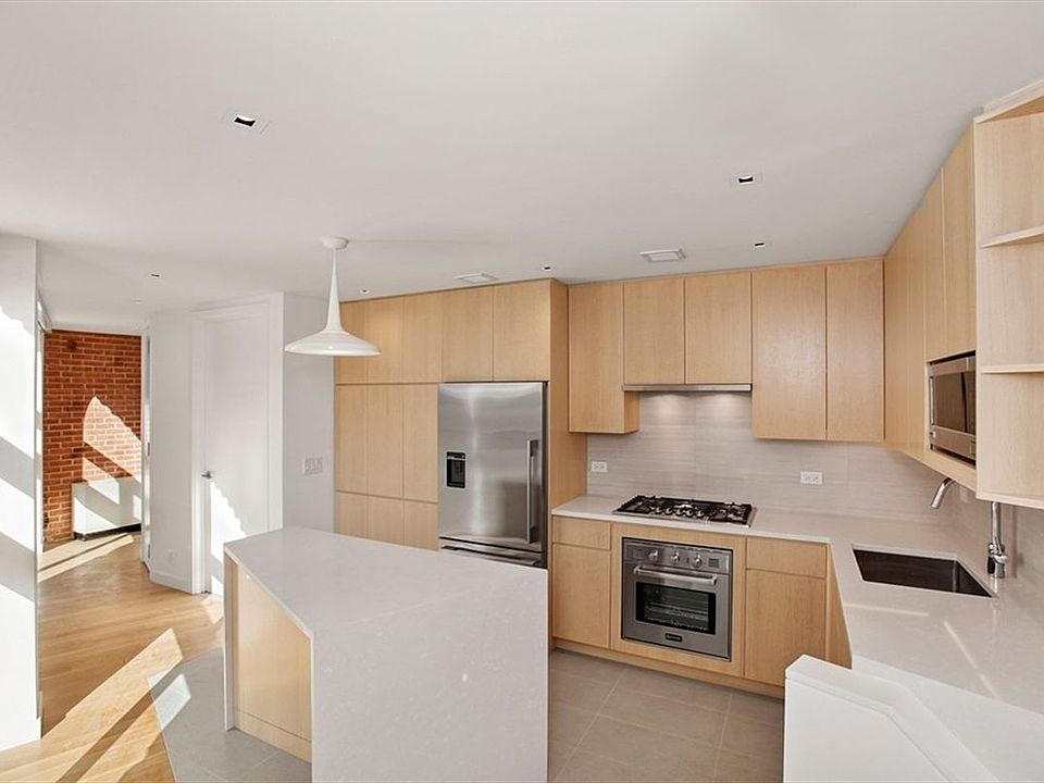 1st image of 259 W 10th St APT 1C