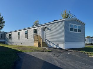 3900 Burdett Ct, Liverpool, NY 13090