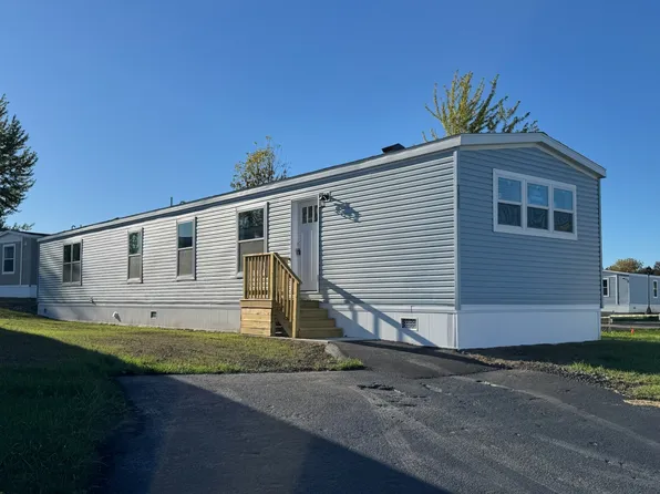 3900 Burdett Ct #3900, Liverpool, NY 13090