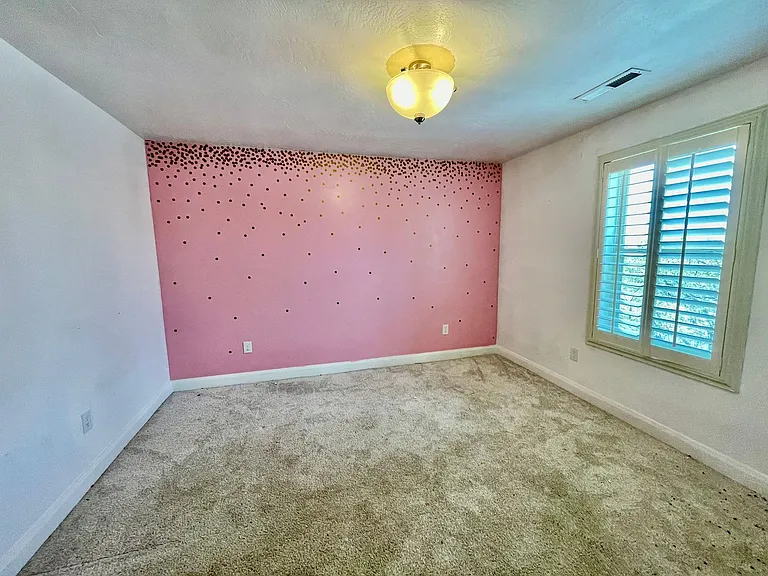 436 E Paris Dr — Photo 25