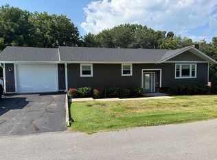 278 Barren River Hills Ln, Scottsville, KY 42164