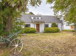 1075 Cottonwood Dr, Arlington, OR 97812