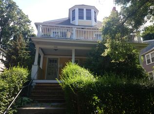 108 Columbia St #2, Brookline, MA 02446