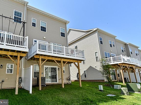 5th image of 11022 Blackburn Cove Ln
