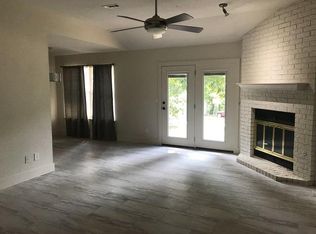 23 N Holland Dr, Farmington, AR 72730