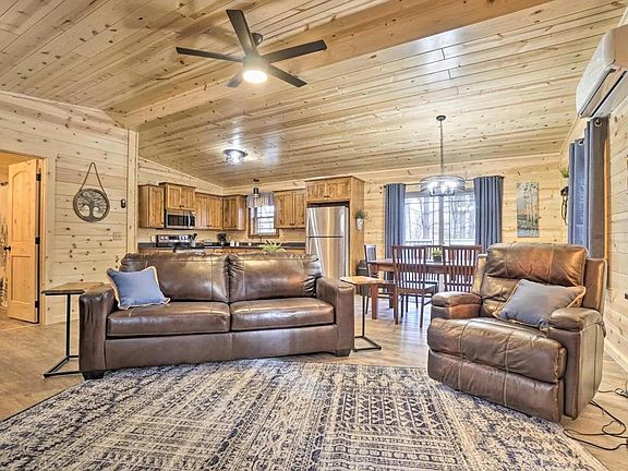 3rd image of 10104 Frasure Helber Rd