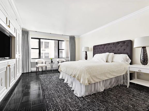 5th image of 110 E 57th St APT 11BC