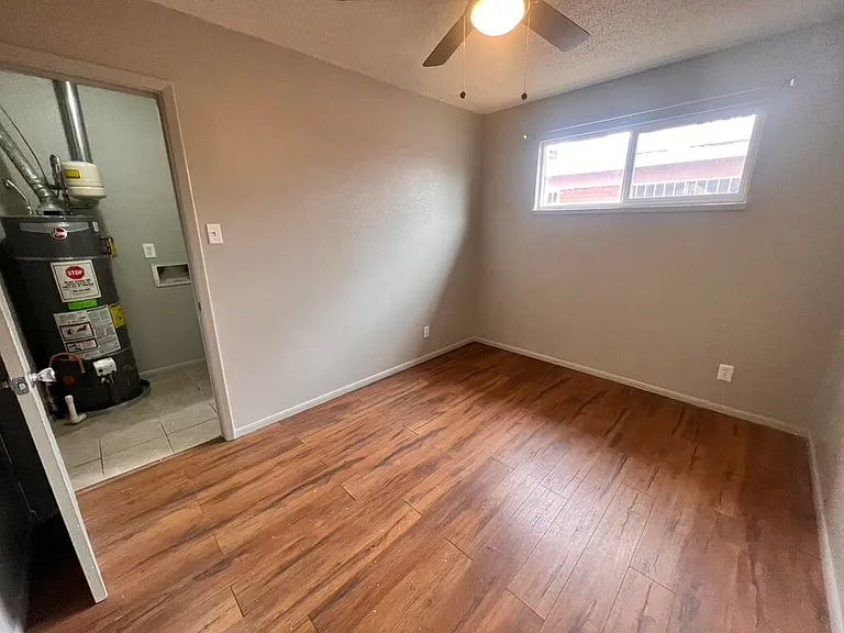423 Dallas St SE #A — Photo 20