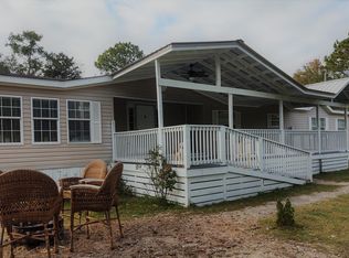 730 Old Jolly Bay Rd, Freeport, FL 32439