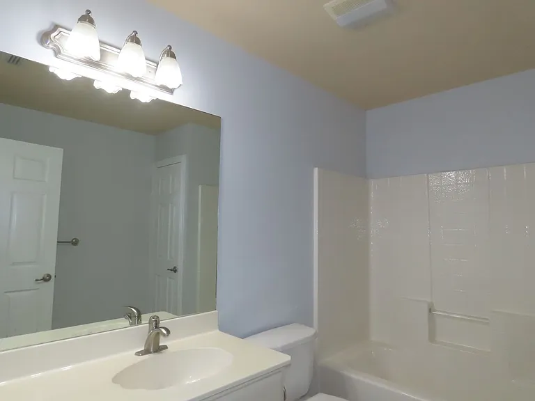 7609 Abbeywood Ct — Photo 42