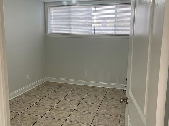 4th image of 126 Athania Pkwy