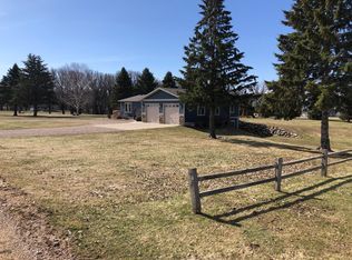 21717 196th Ave, Milford, IA 51351