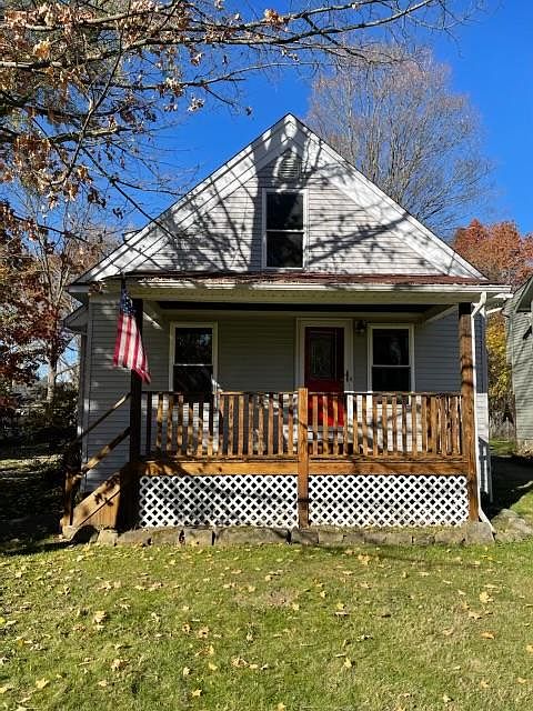 1st image of 7024 Pine St