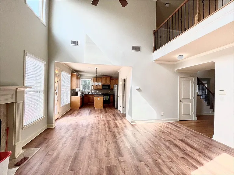 2620 Village Chase Dr — Photo 12