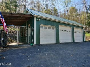 517 Scotts Lake Rd, Salem, NY 12865