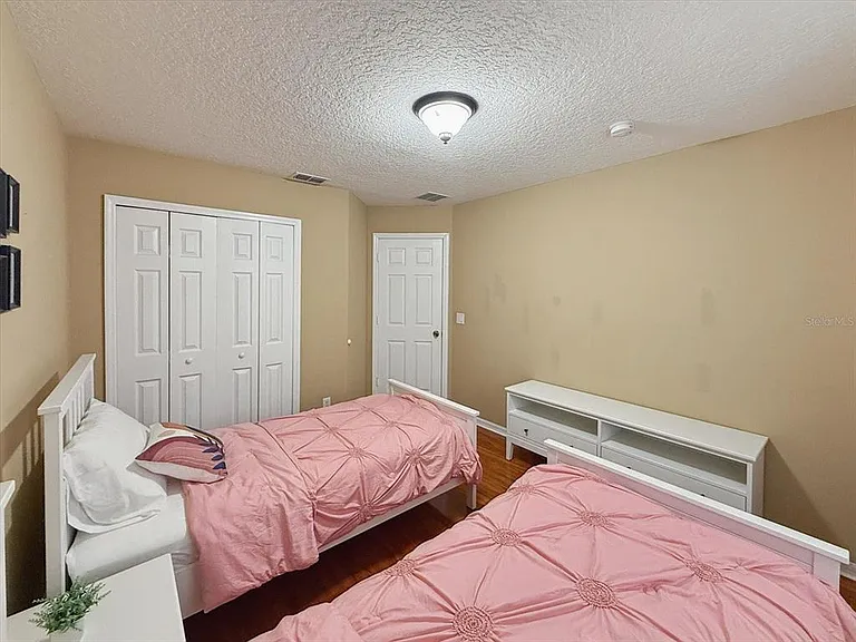 1302 S Beach Cir — Photo 30