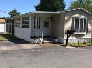 16 Stella Dr, Weymouth, MA 02188