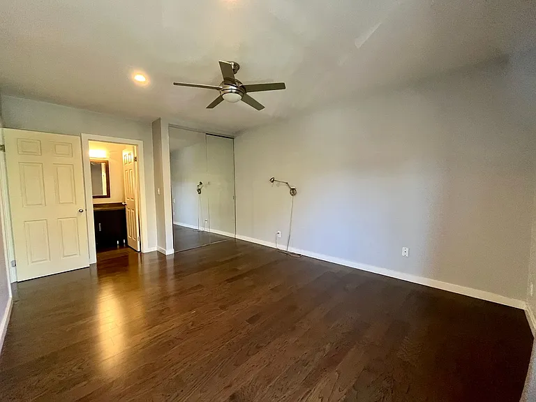 141 S Clark Dr #306 — Photo 8