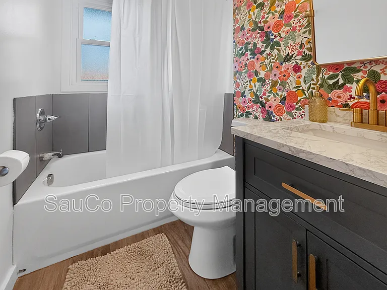 135 Lee St — Photo 12