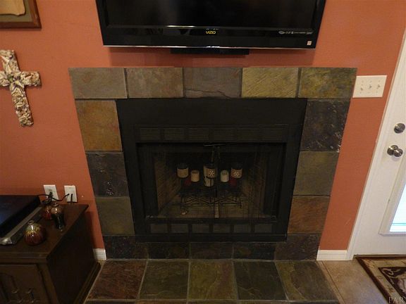 3rd image of 171 Russ Dr