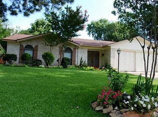 2906 Lynnwood Dr, Arlington, TX 76013