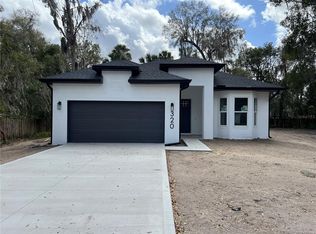 320 Howard Ave, Orange City, FL 32763