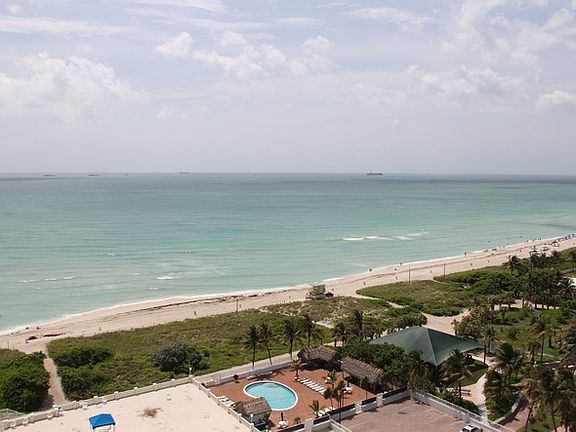 4th image of 5333 Collins Ave Penthouse 5