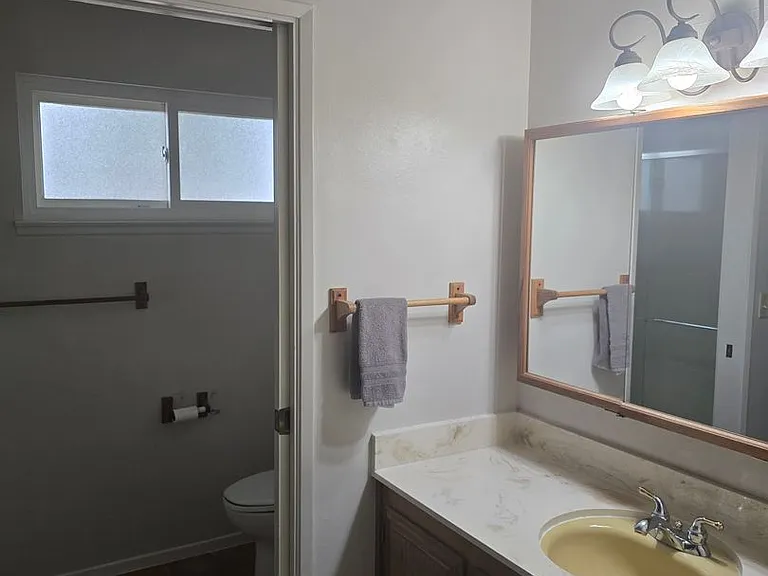 818 Sherri St — Photo 11