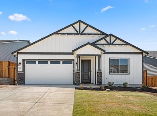 112 Valemont Dr #17, Eagle Point, OR 97524