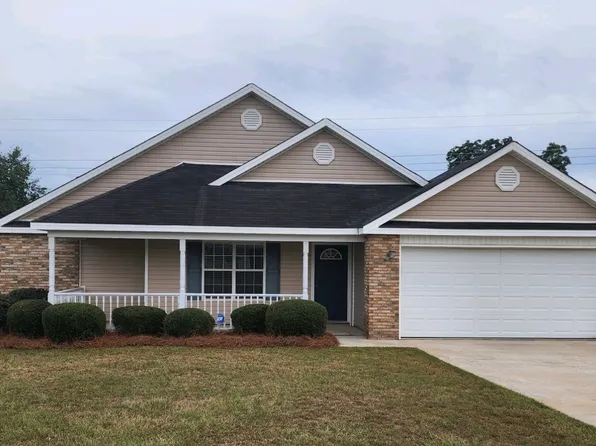 307 Canterfield Dr, Bonaire, GA 31005