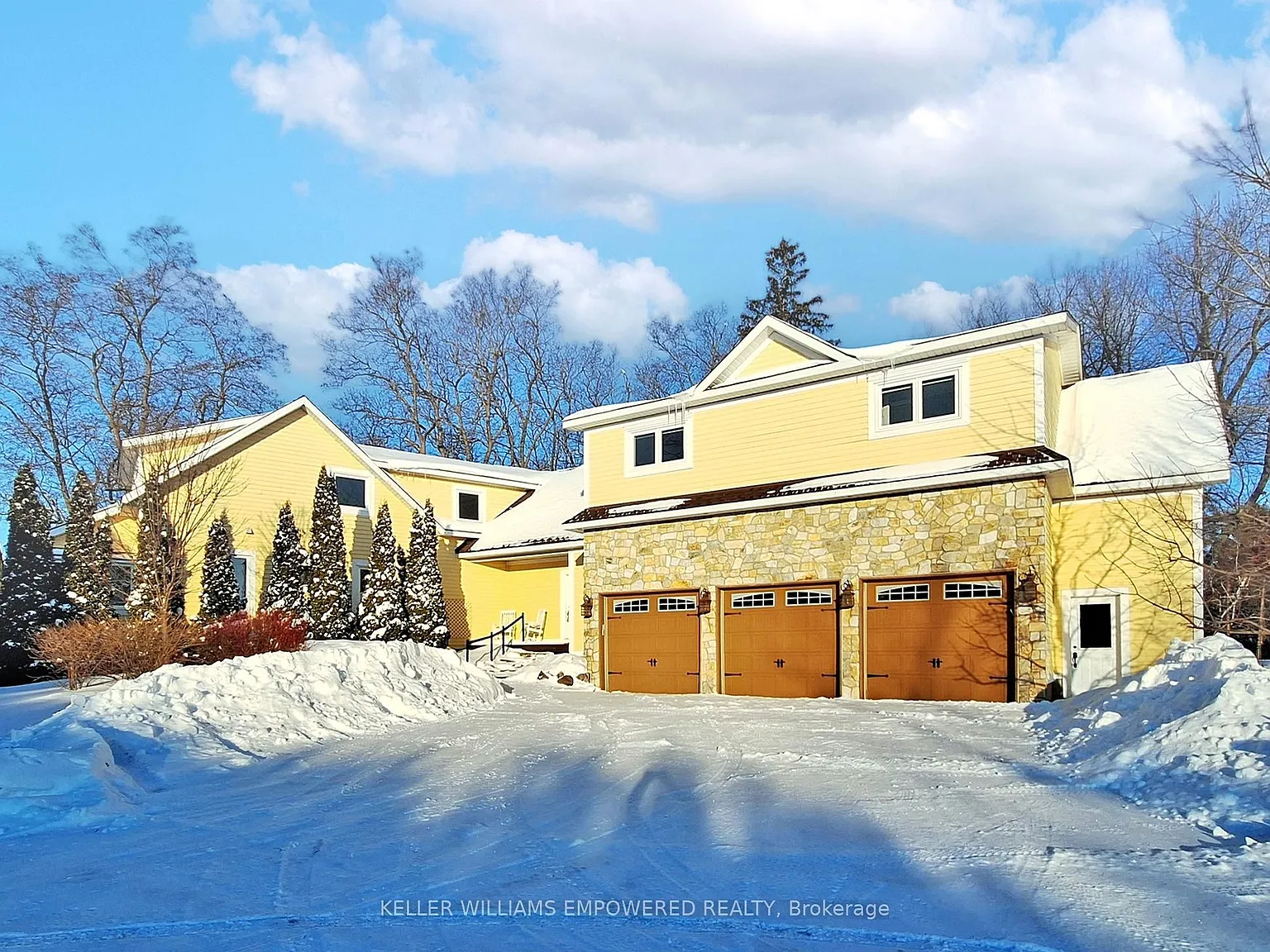 8 Macleod Estate Ct photo 1