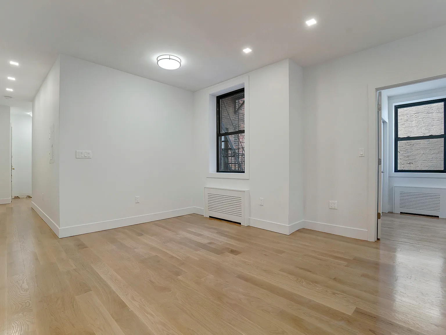 185 East 3rd Street — Photo 2