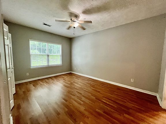2nd image of 805 Spence Enclave Ln #805
