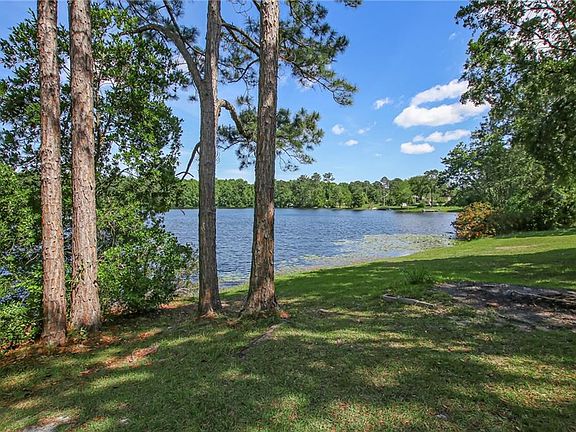 2nd image of 96204 Nassau Lakes Cir