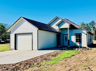 241 19th St, Hempstead, TX 77445