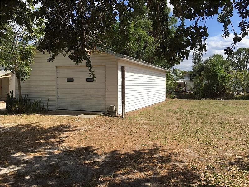 2nd image of 15543 Orangeade Dr