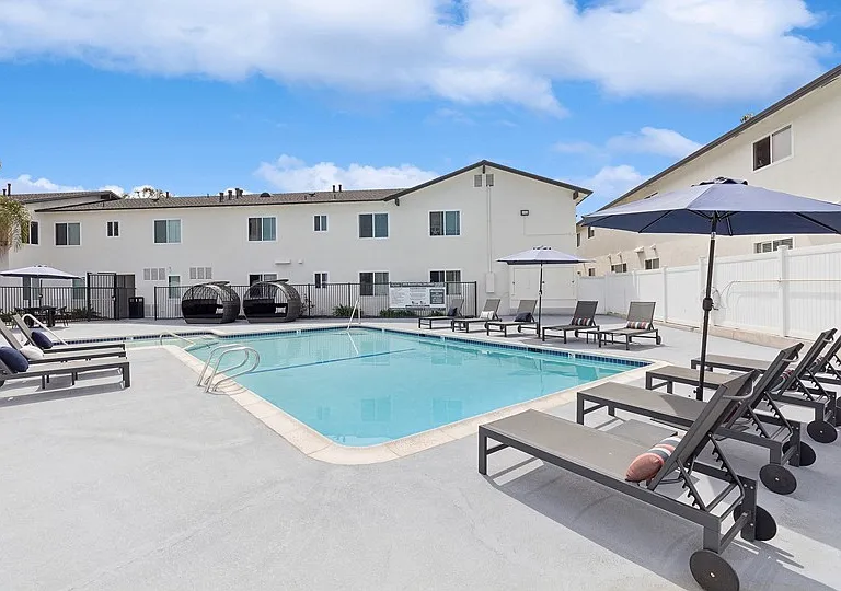 Arrive Clairemont — Photo 13