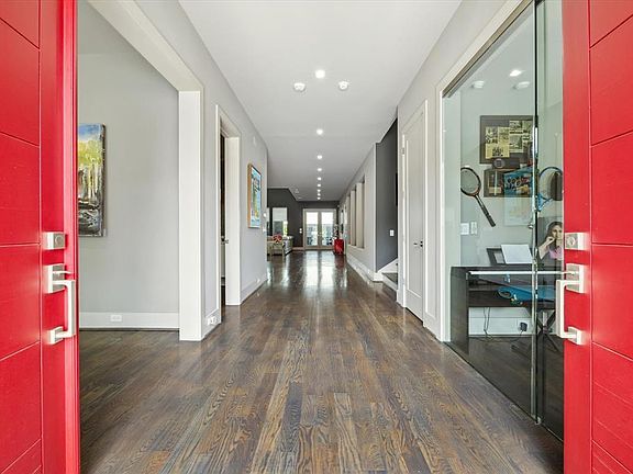 4th image of 3714 Las Palmas St