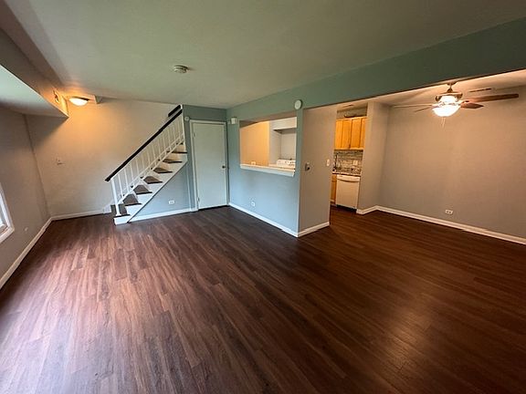 2nd image of 1401 N Glen Cir APT B