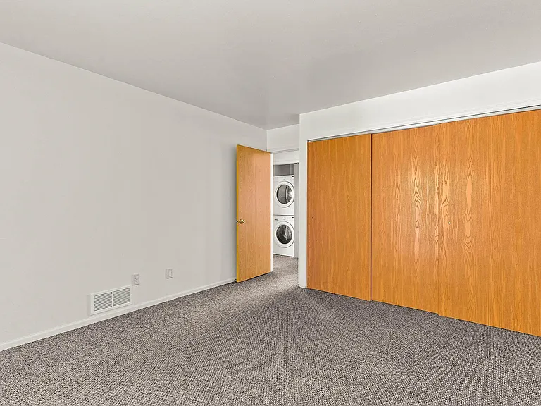 8453 S Chicago Rd — Photo 6