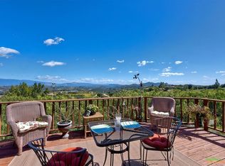 28614 Rolling Rock Rd, Escondido, CA 92026