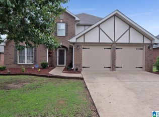 3793 Whispering Oak Dr, Bessemer, AL 35022