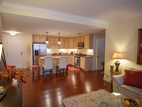 4th image of 95 Conant St Unit 219