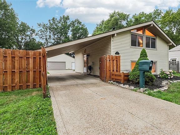 2nd image of 233 Kempton Dr
