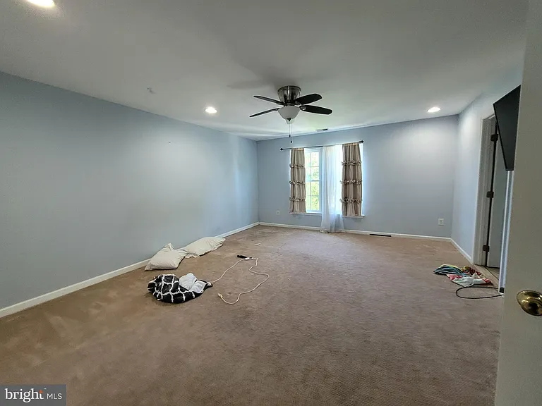 10 Bridle Ct — Photo 30