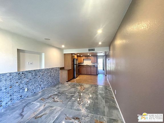 3rd image of 64275 Spyglass Ave Unit 49