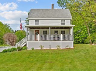 14 Farwell Rd, Tyngsboro, MA 01879